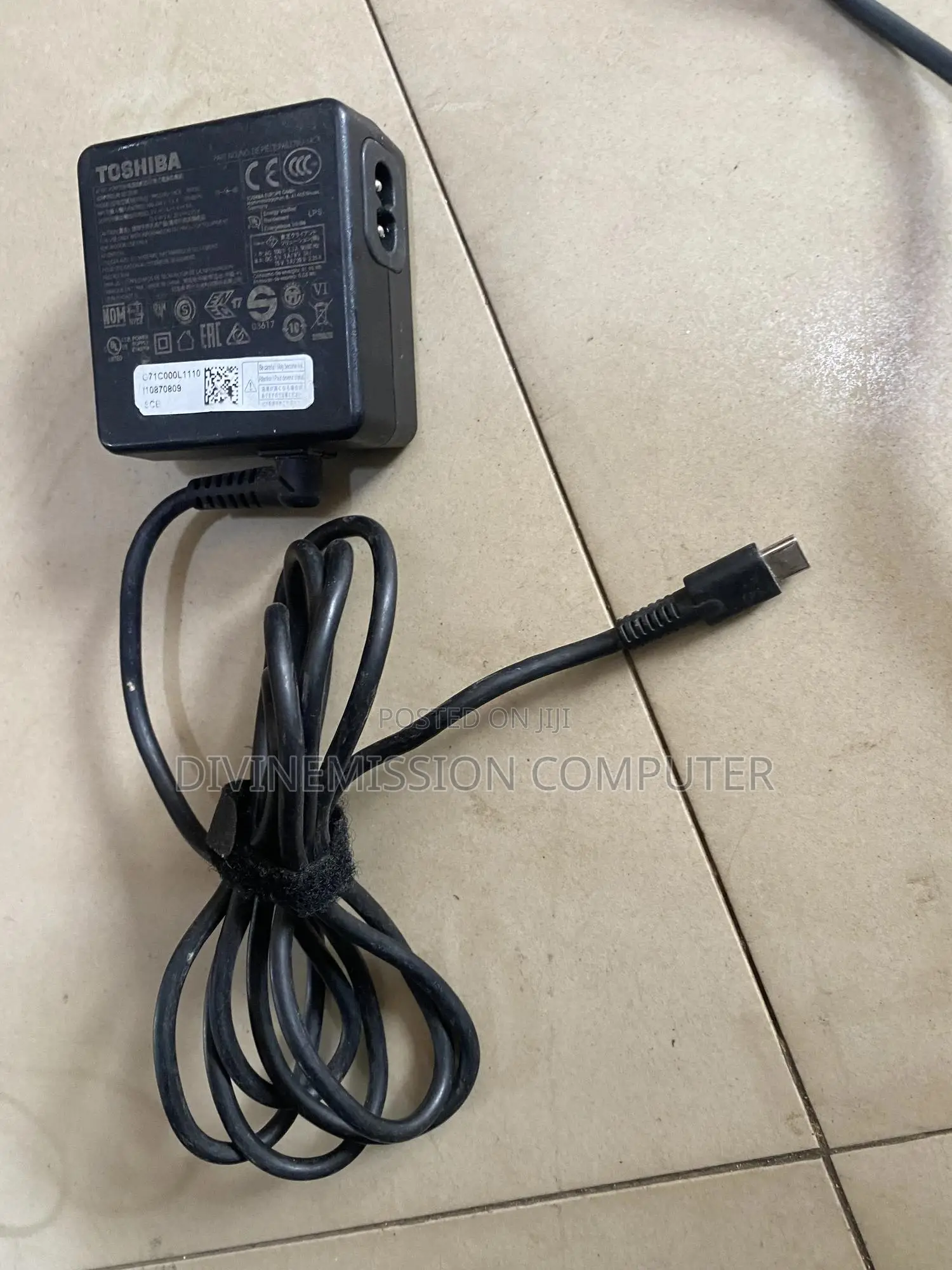 Toshiba Type C Laptop Adapter/Charger 5v9v12v~3A