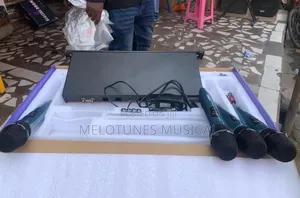 Shure U-6600 4in1 Professional Wireless Microphone