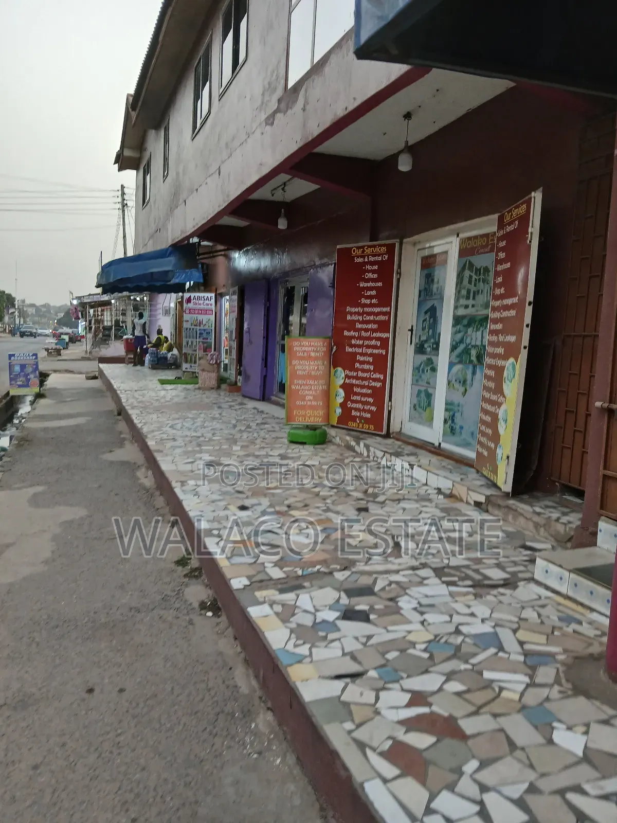 Shop at North Kaneshie for Rent