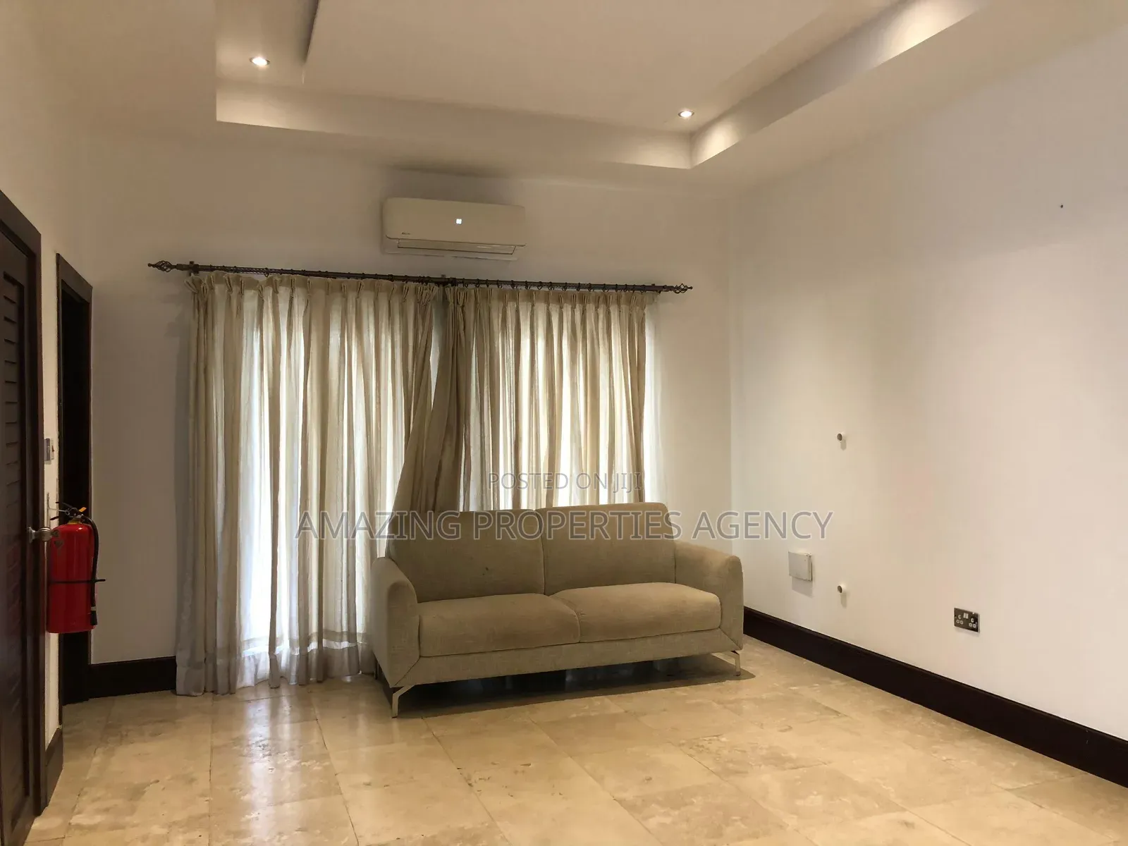 3bdrm Townhouse / Terrace in Cantonments for rent