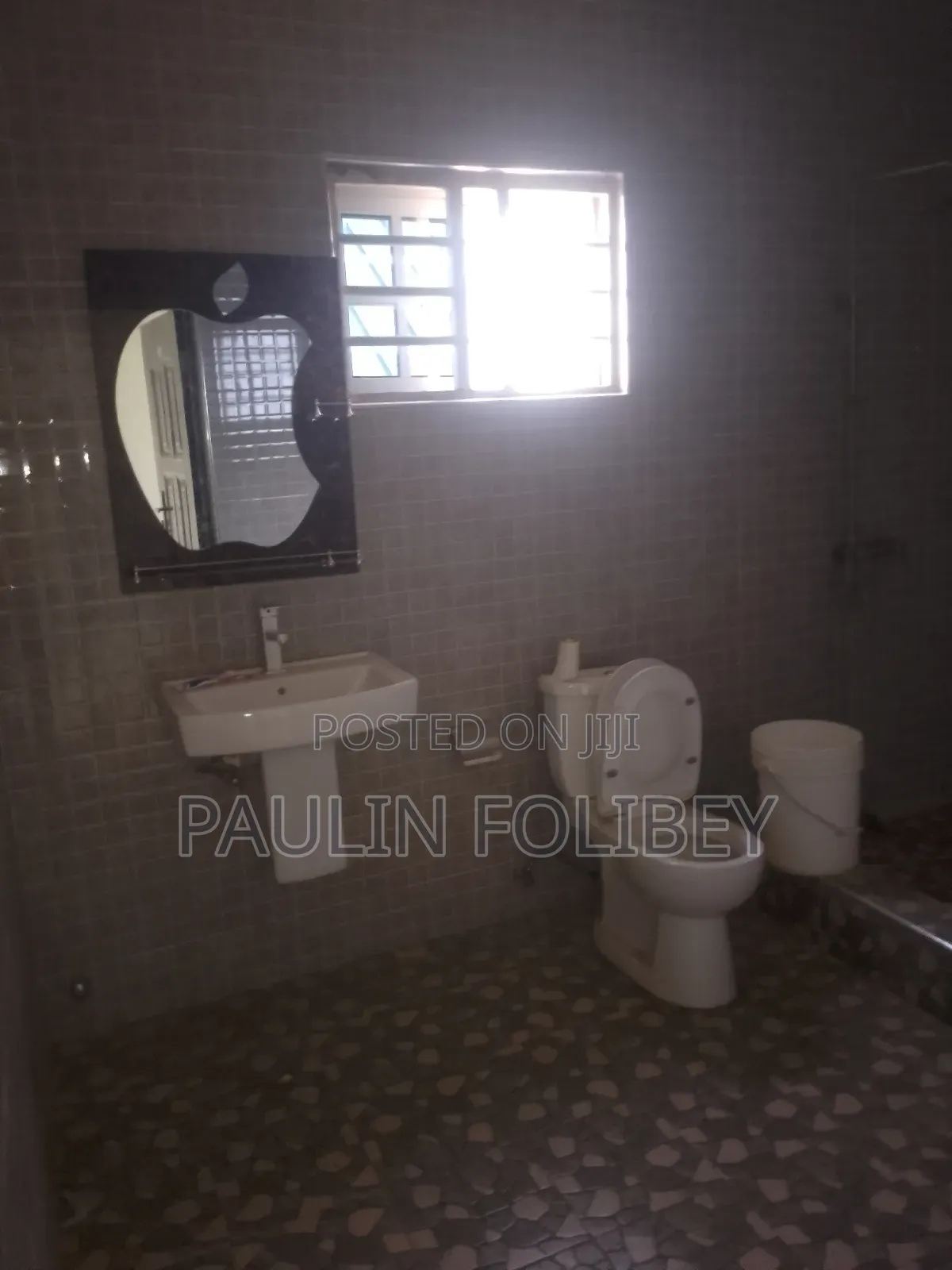 2bdrm Apartment in Dg Properties, Amasaman for rent