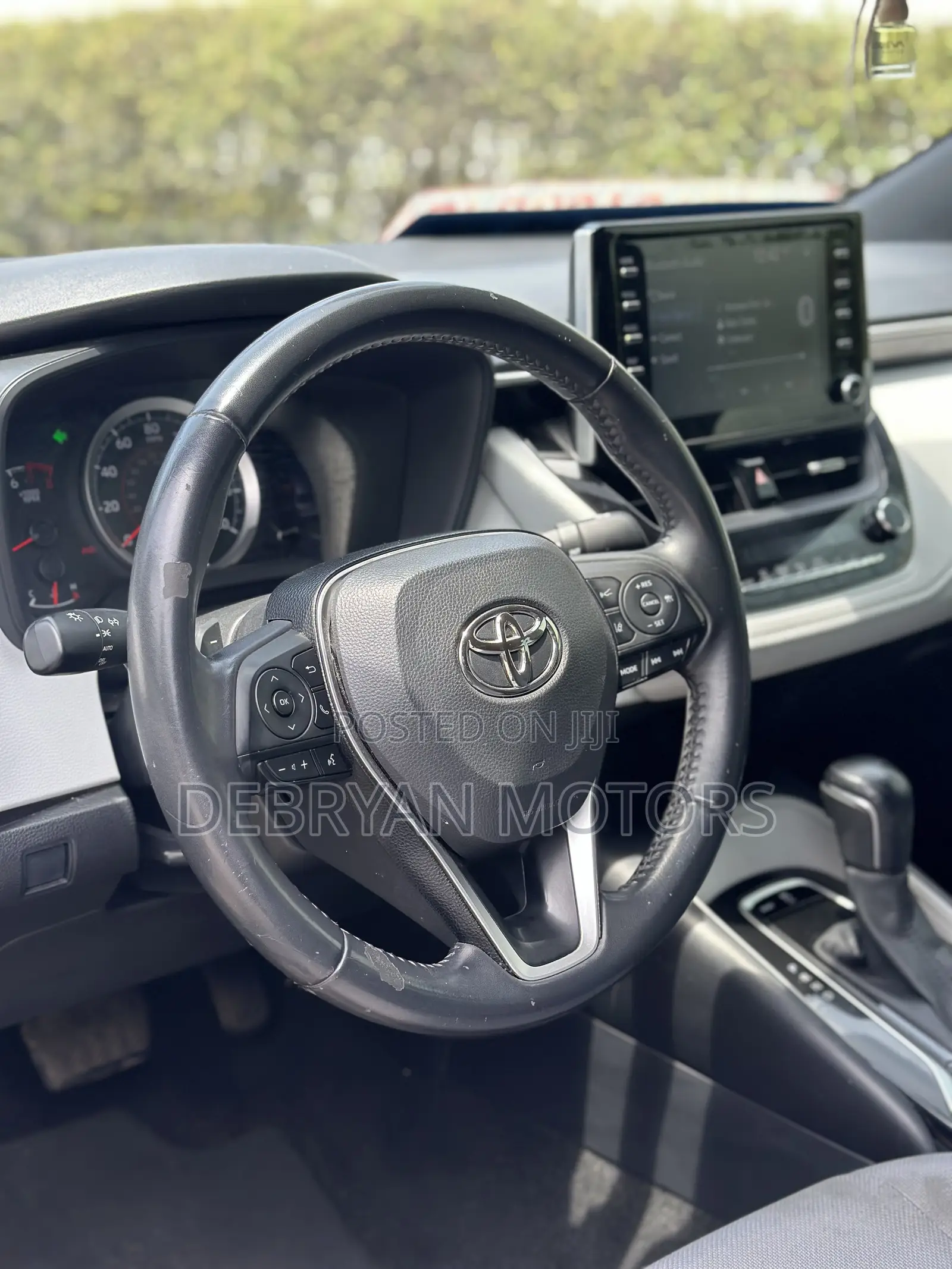 Toyota Corolla SE 2020 Blue