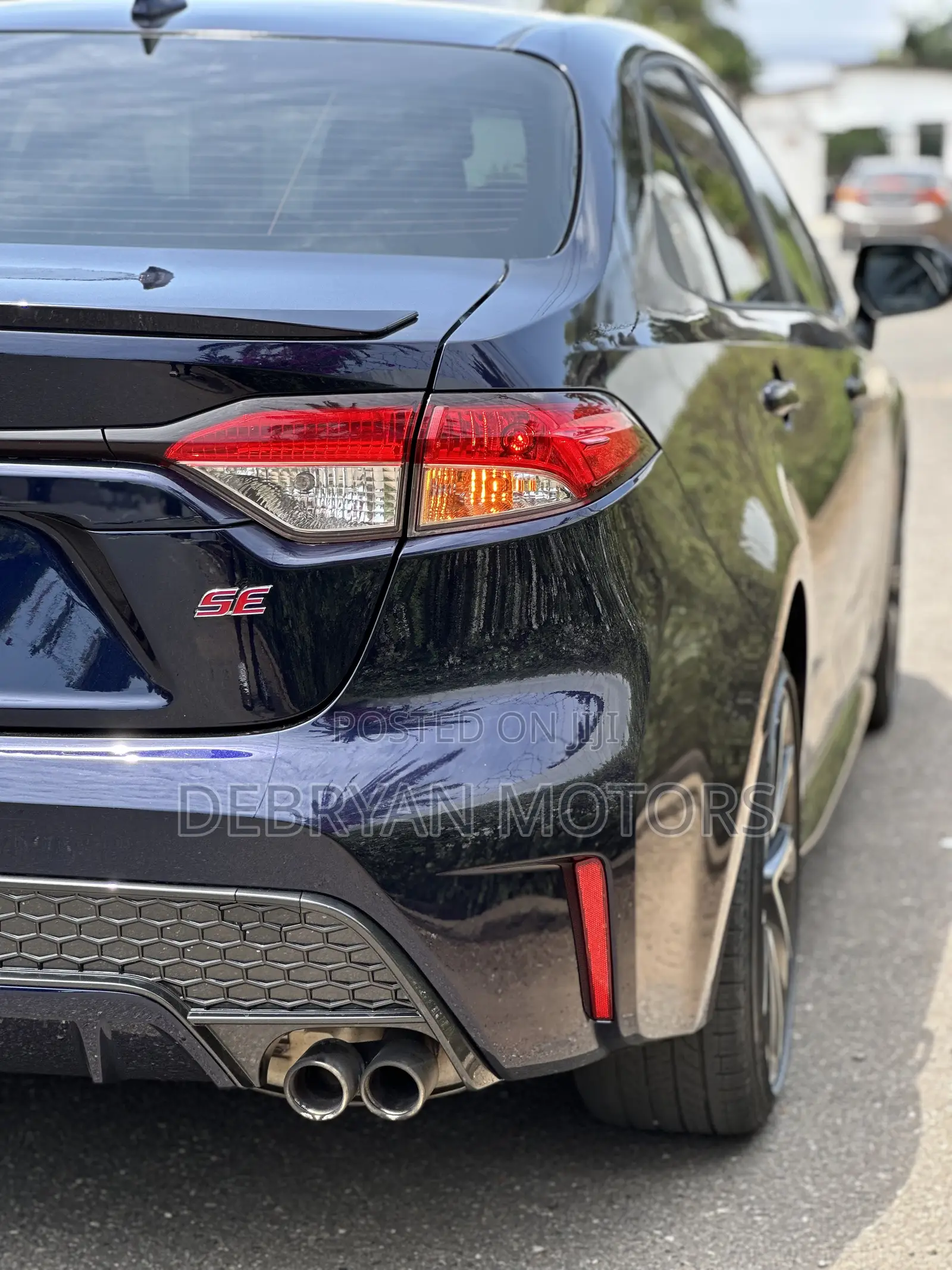 Toyota Corolla SE 2020 Blue