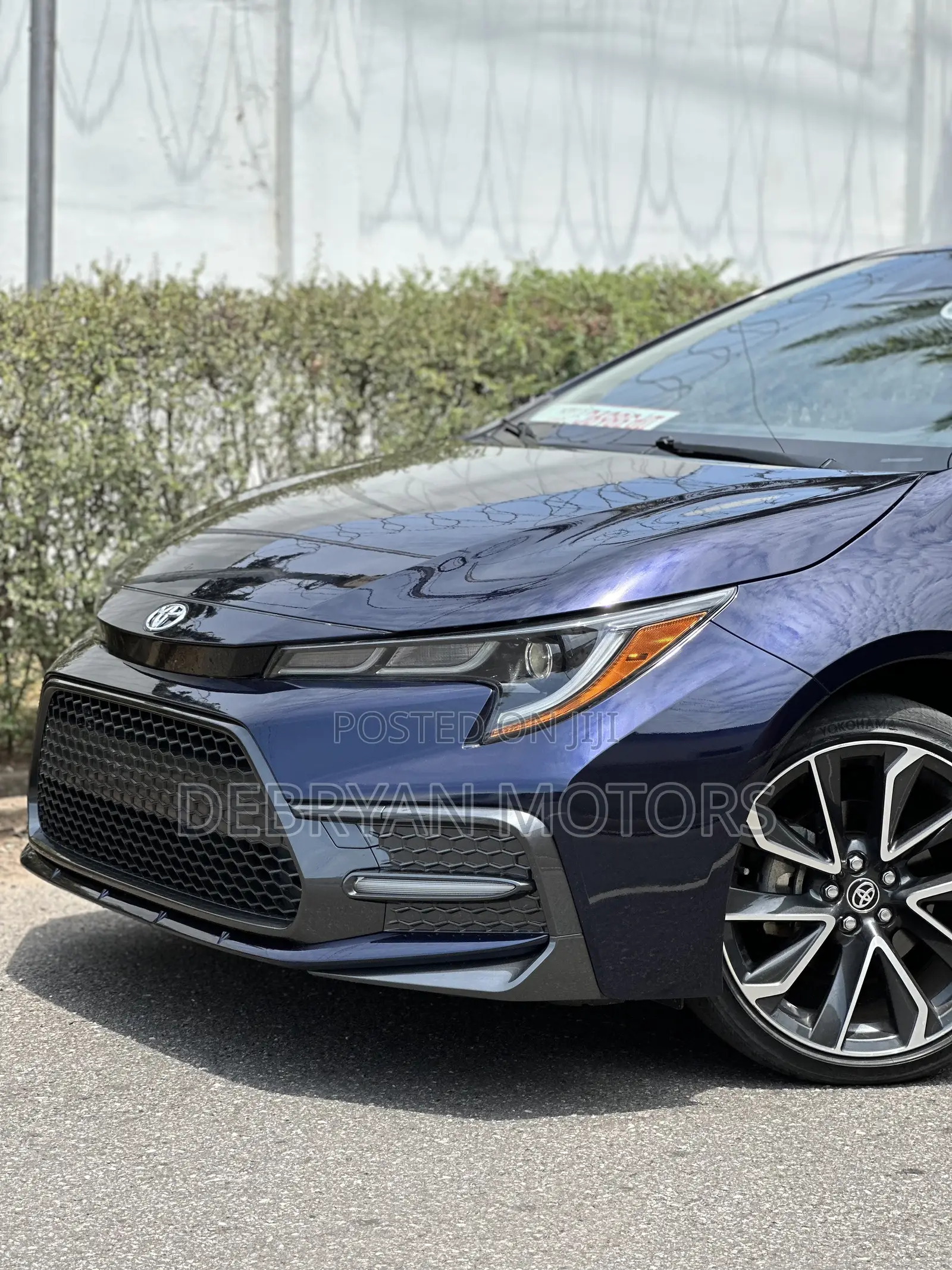 Toyota Corolla SE 2020 Blue