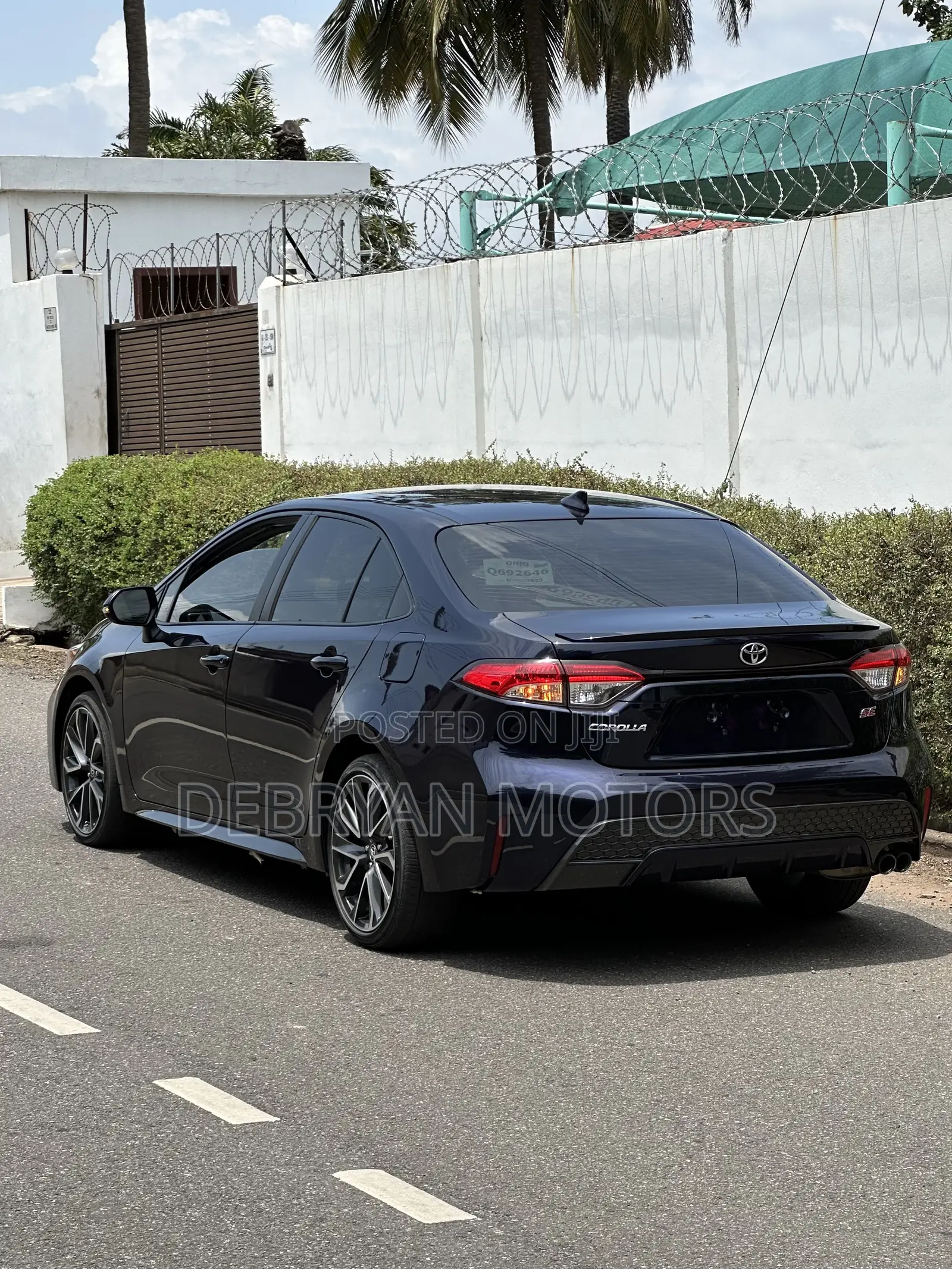 Toyota Corolla SE 2020 Blue