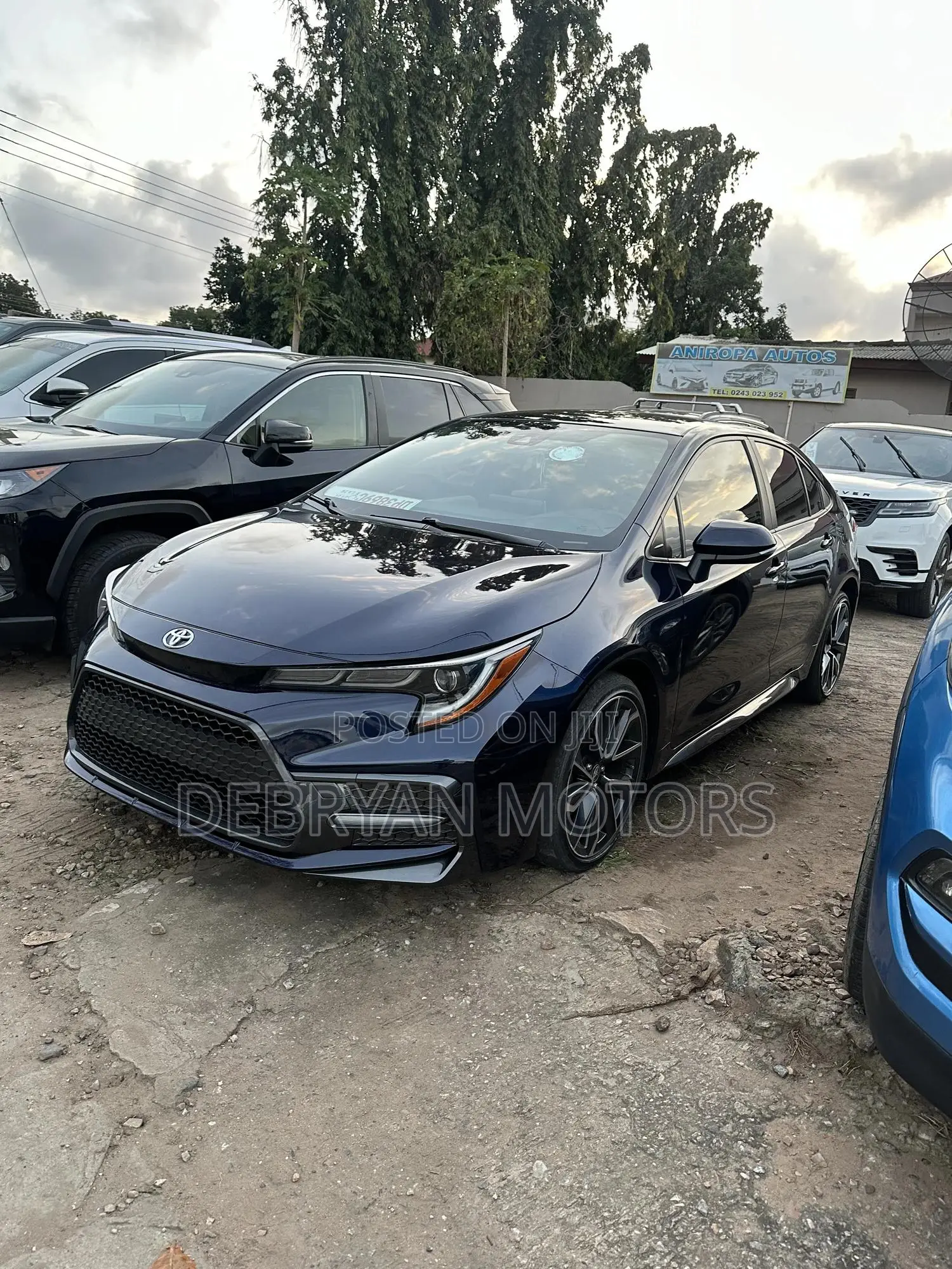 Toyota Corolla SE 2020 Blue