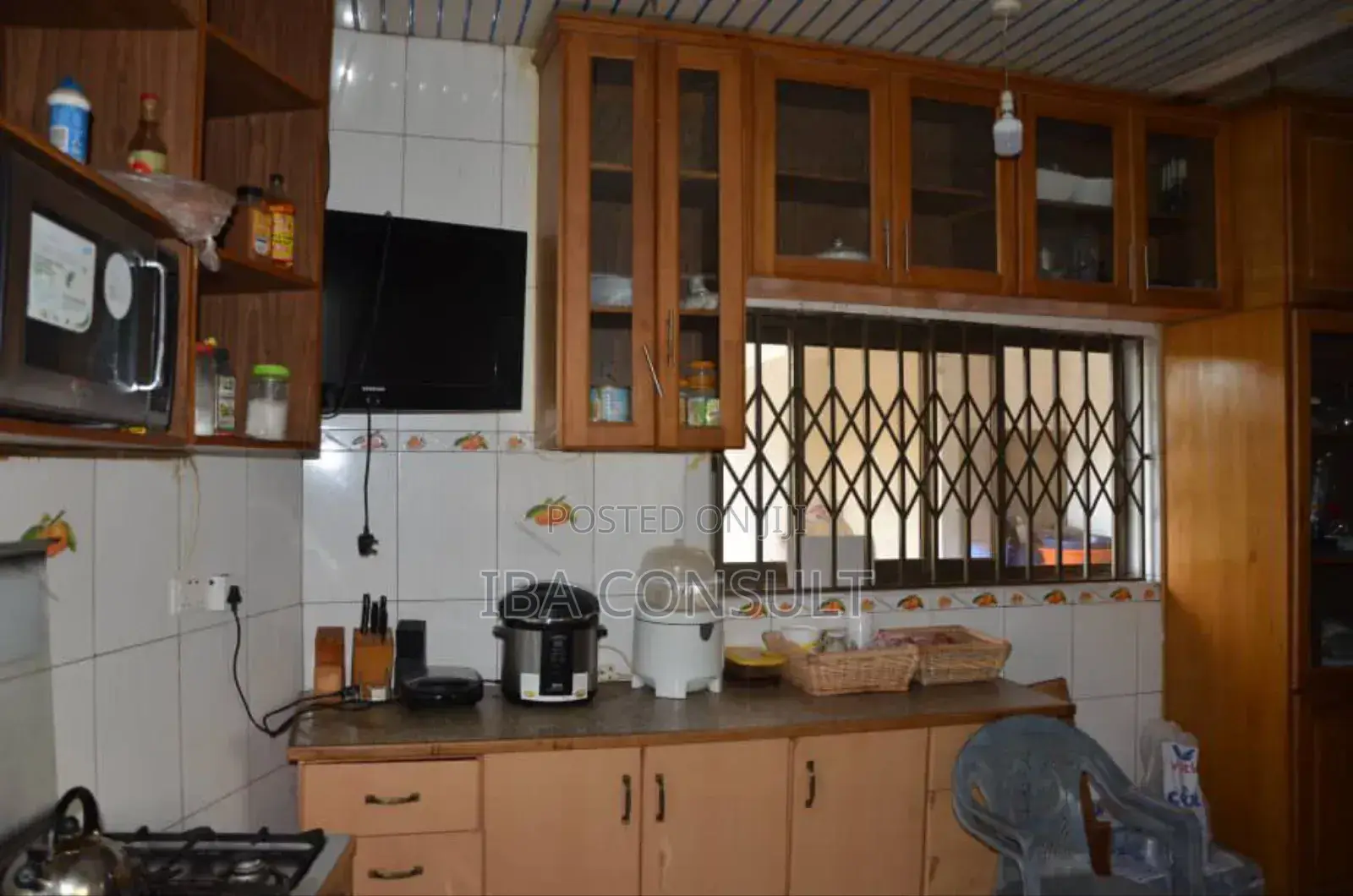 5bdrm House in Tema Metropolitan for sale