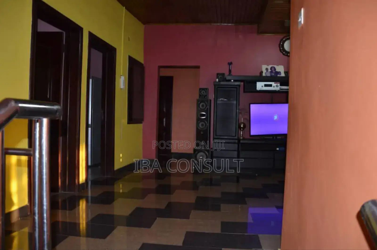 5bdrm House in Tema Metropolitan for sale