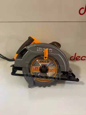 Ingco Circular Saw 1600w 7" + 185mm Blade + Accs - Cs18568
