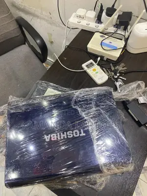 New Laptop Toshiba Satellite A350 4GB Intel Core 2 Duo HDD 16 GB