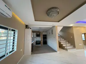 4bdrm House in Skm, Spintex for sale
