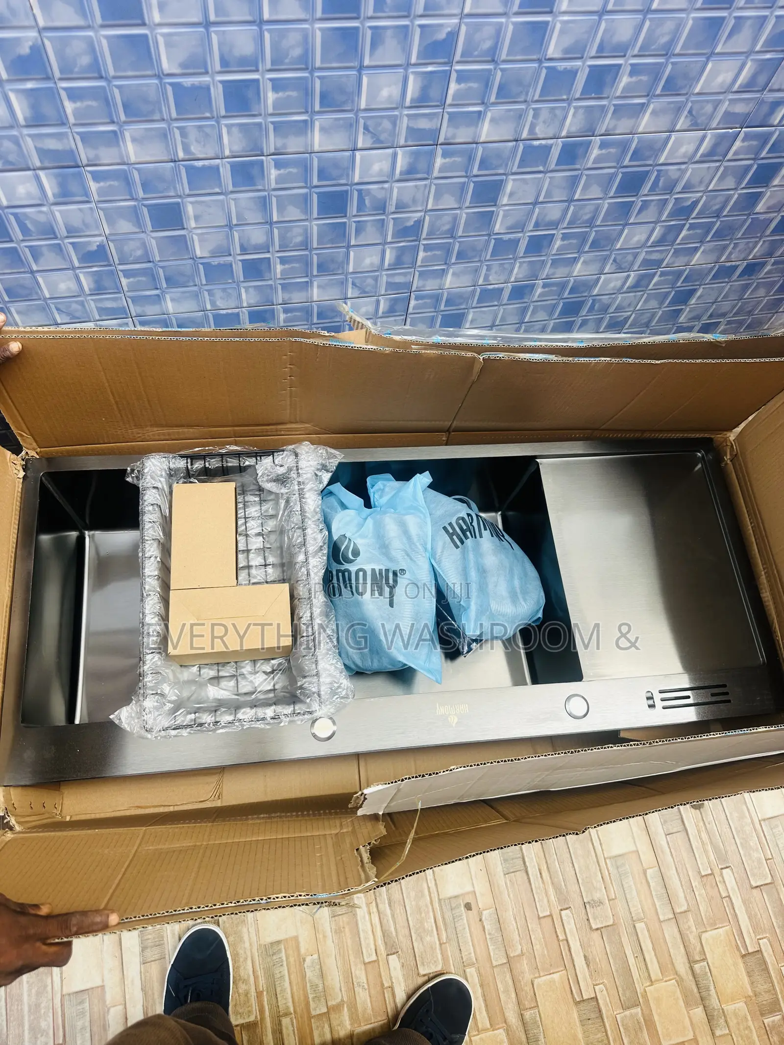 Kitchen Sink Complete With Tap