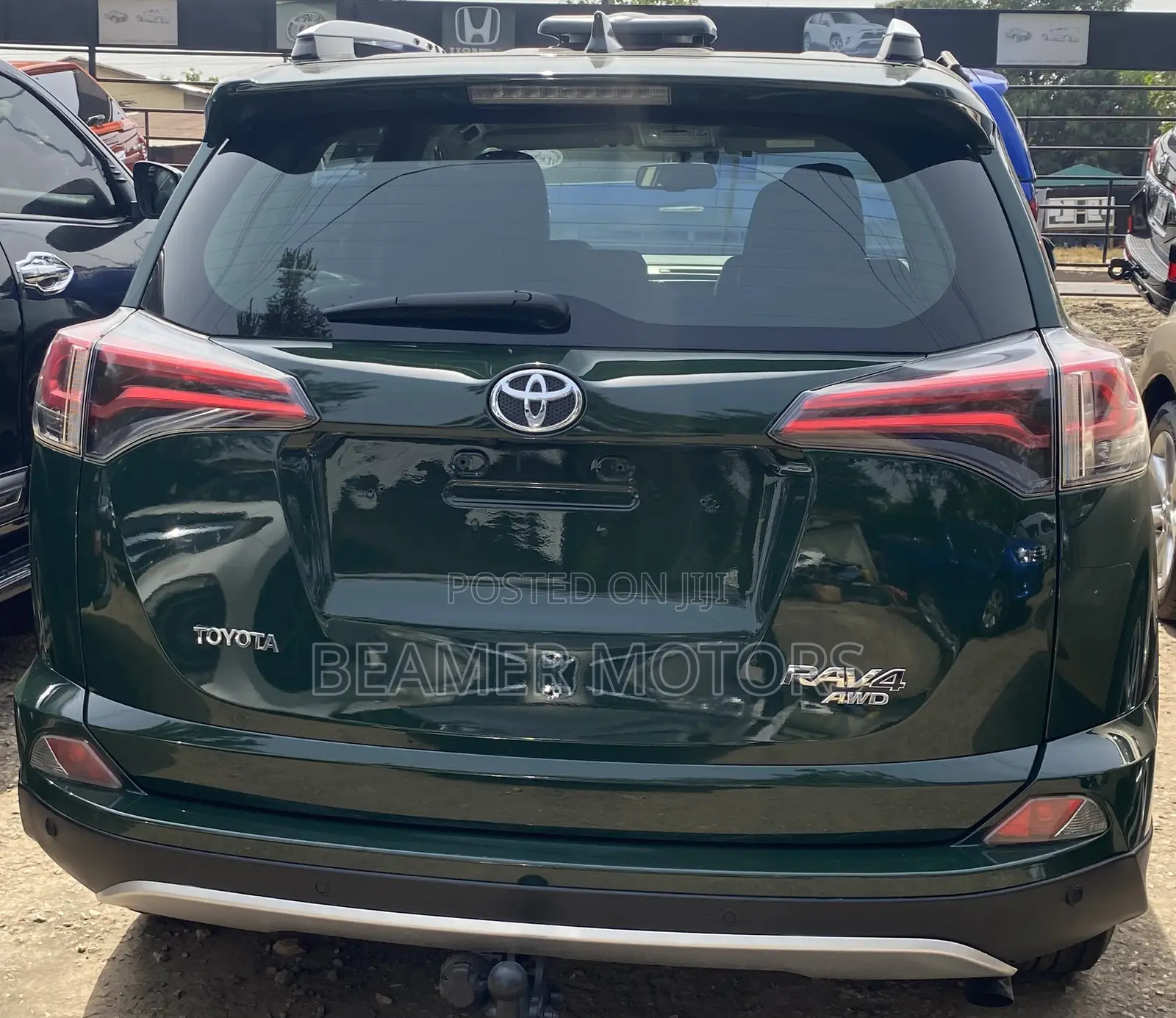 Toyota RAV4 LE AWD (2.5L 4cyl 6A) 2017 Green
