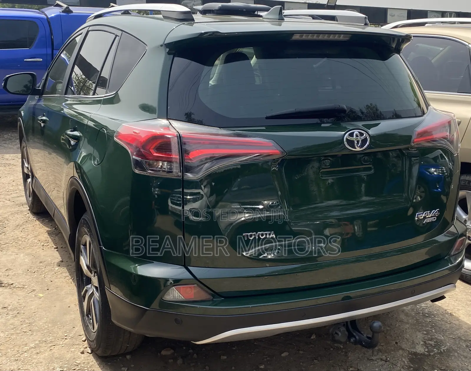 Toyota RAV4 LE AWD (2.5L 4cyl 6A) 2017 Green