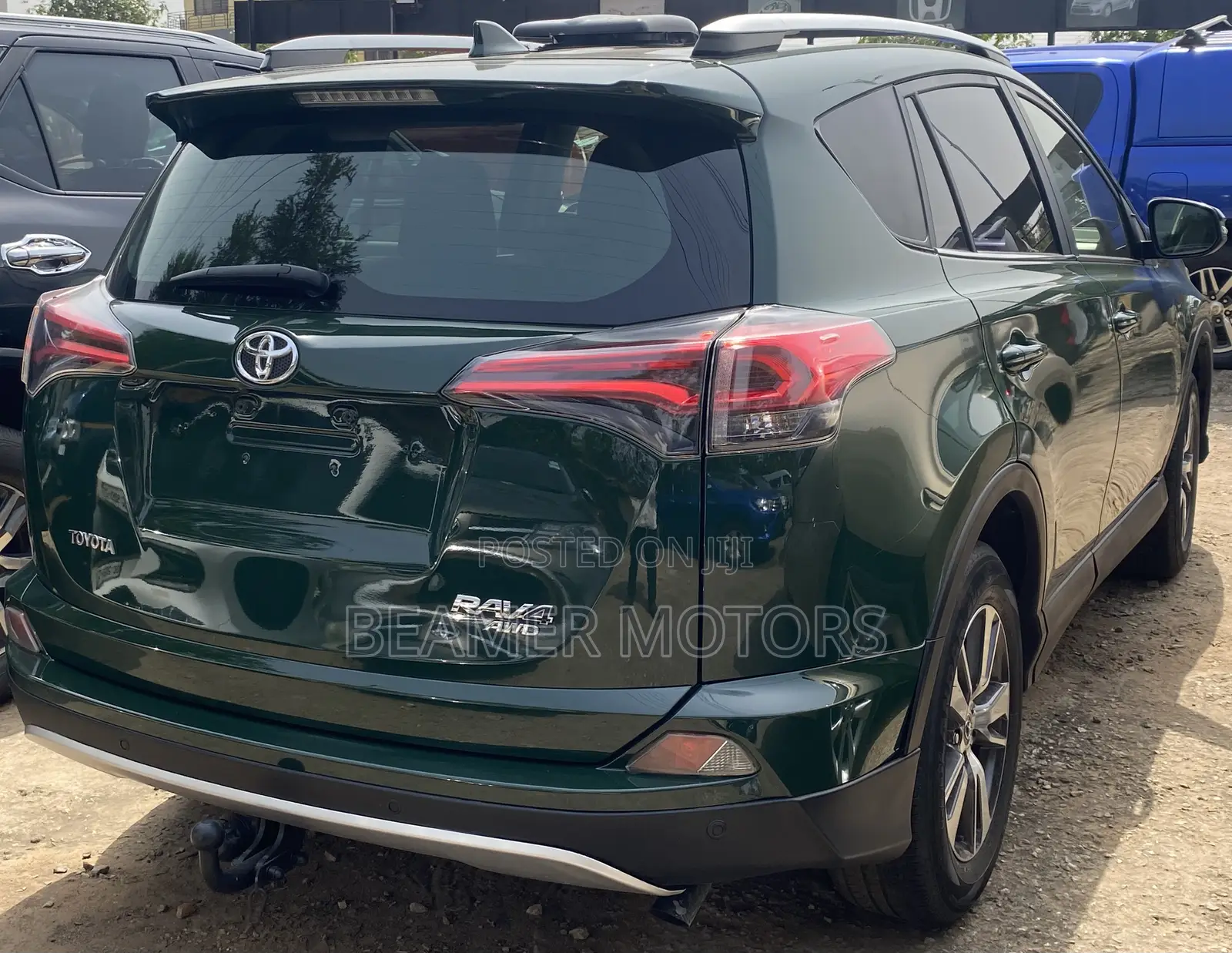 Toyota RAV4 LE AWD (2.5L 4cyl 6A) 2017 Green