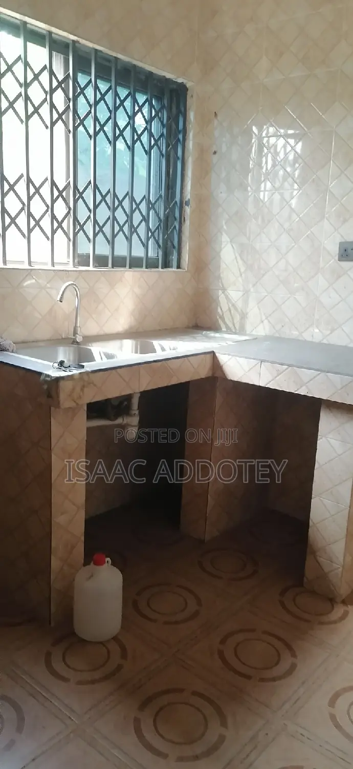 2bdrm Apartment in Spintex for rent