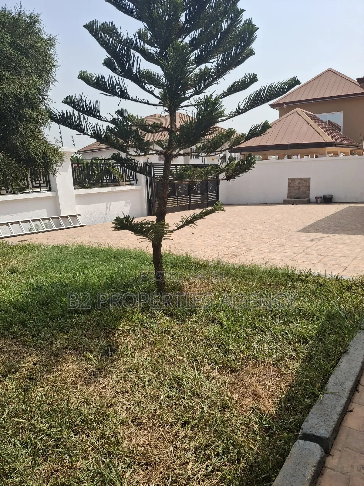 Furnished 4bdrm House in B2 Properties Agency, Kumasi Metropolitan