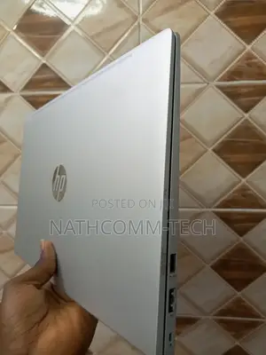 Laptop HP ProBook 450 G9 8GB Intel Core i5 SSD 512GB