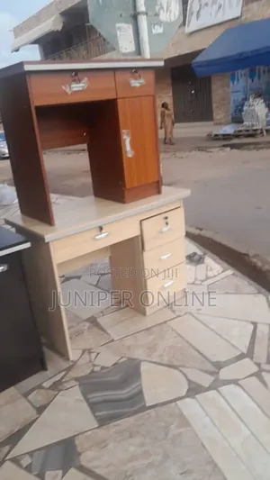 Office Desk /Table ( Simple Cute )