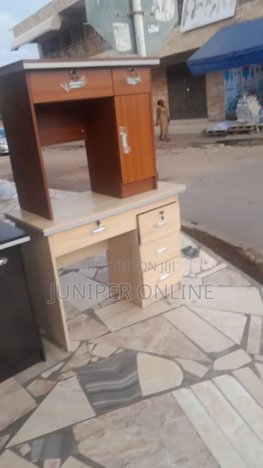 Office Desk /Table ( Simple Cute )