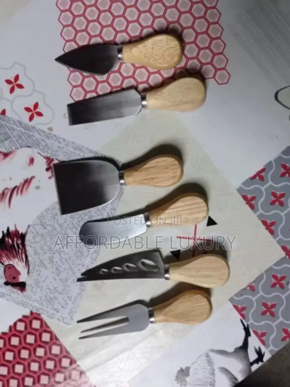Luxury 6-Piece Cheese, Bread, Fruit Knife Set