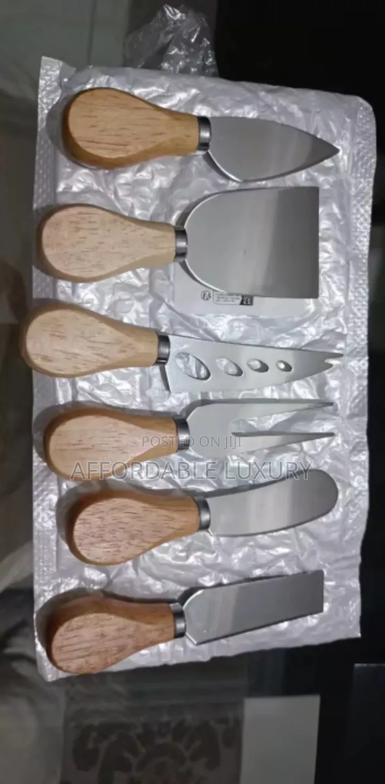 Luxury 6-Piece Cheese, Bread, Fruit Knife Set