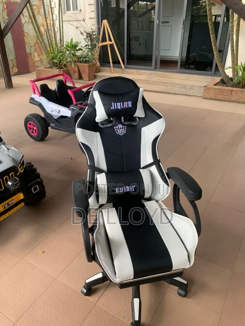 Game Chair