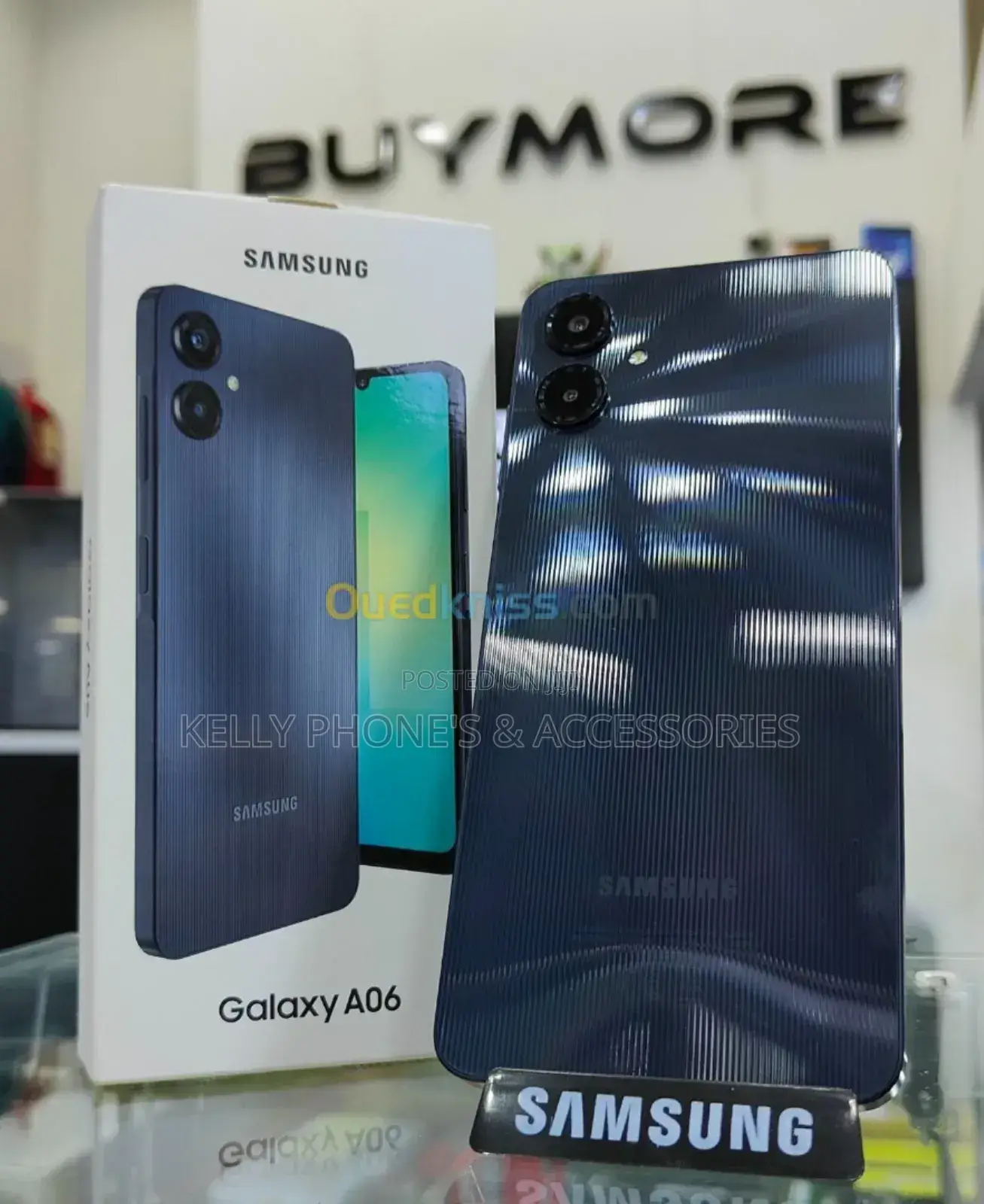 New Samsung Galaxy A06 64 GB Gold