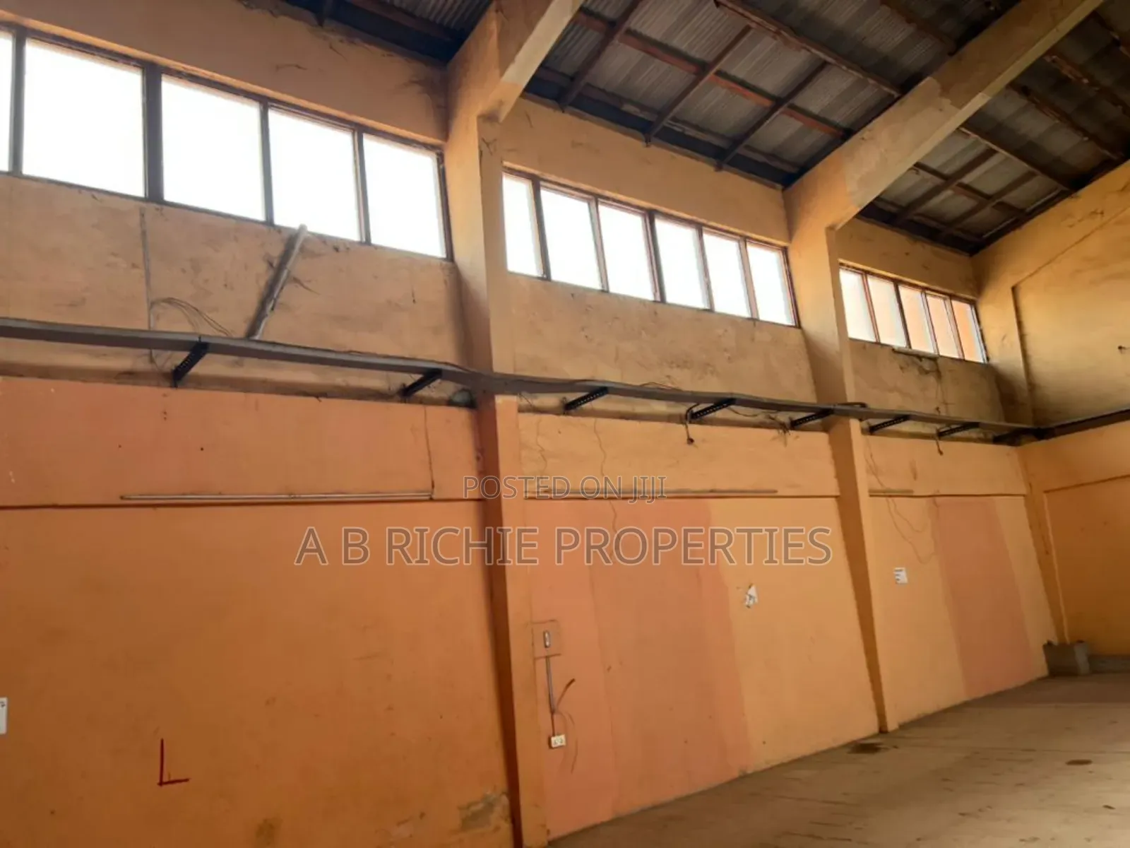 213sqm Warehouse for Rent at Tema C9