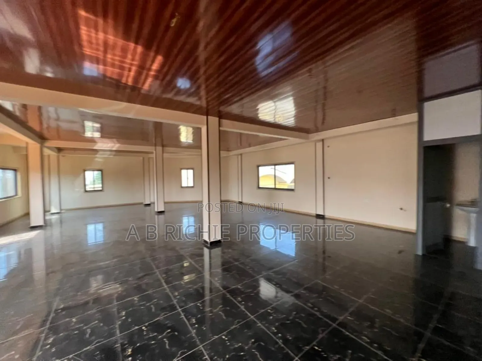 Office Space for Rent at Tema Community 9