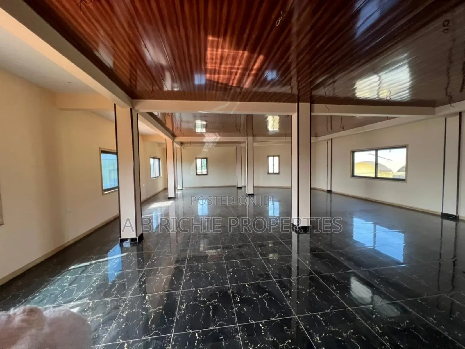 Office Space for Rent at Tema Community 9