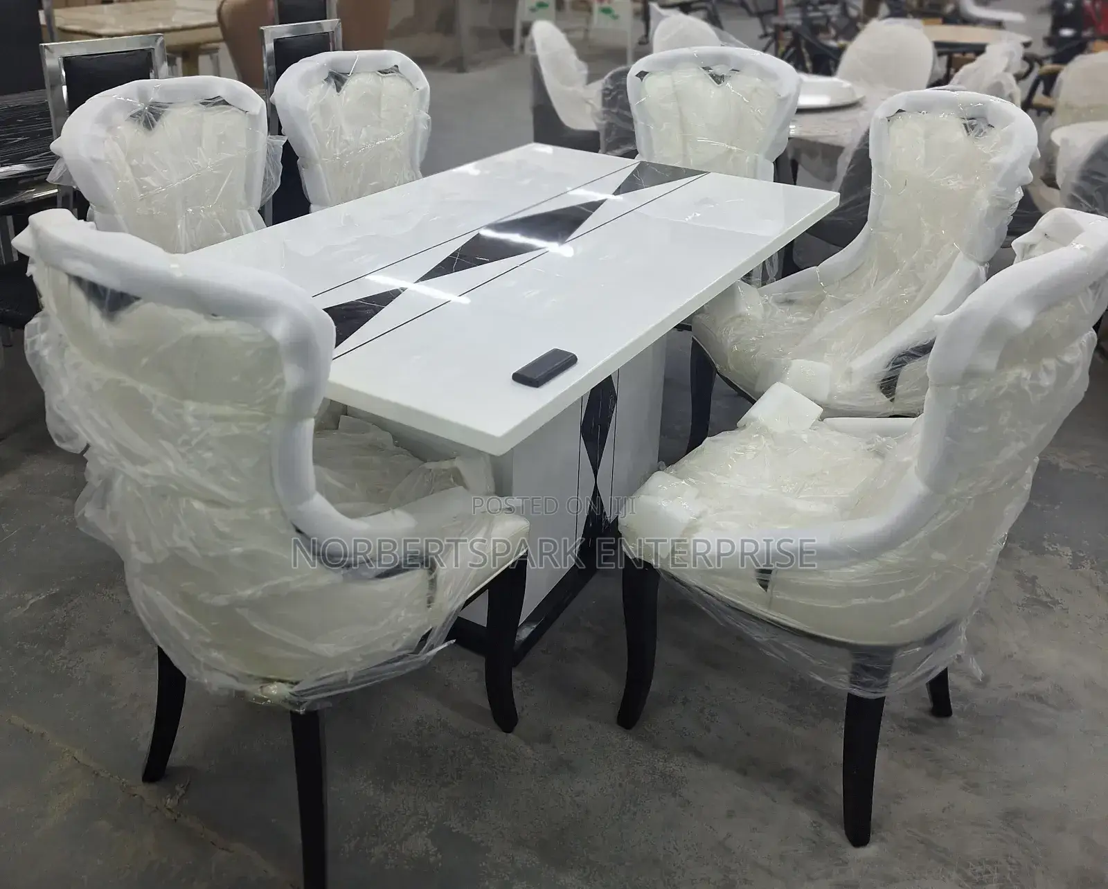 Dining Set(DS-T823887)Six Chairs