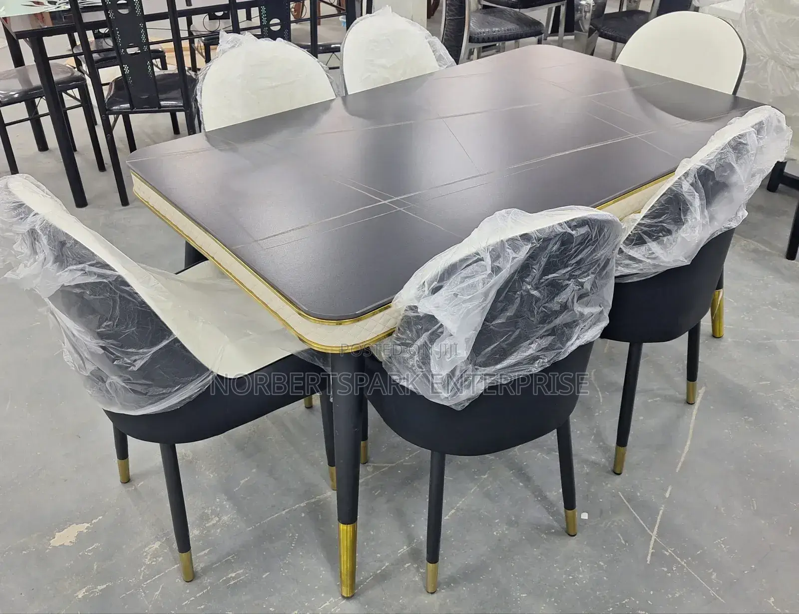 Dining Set(DS-Tioif15) Six Chairs