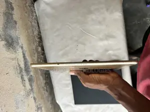 Apple iPad 9.7 32 GB