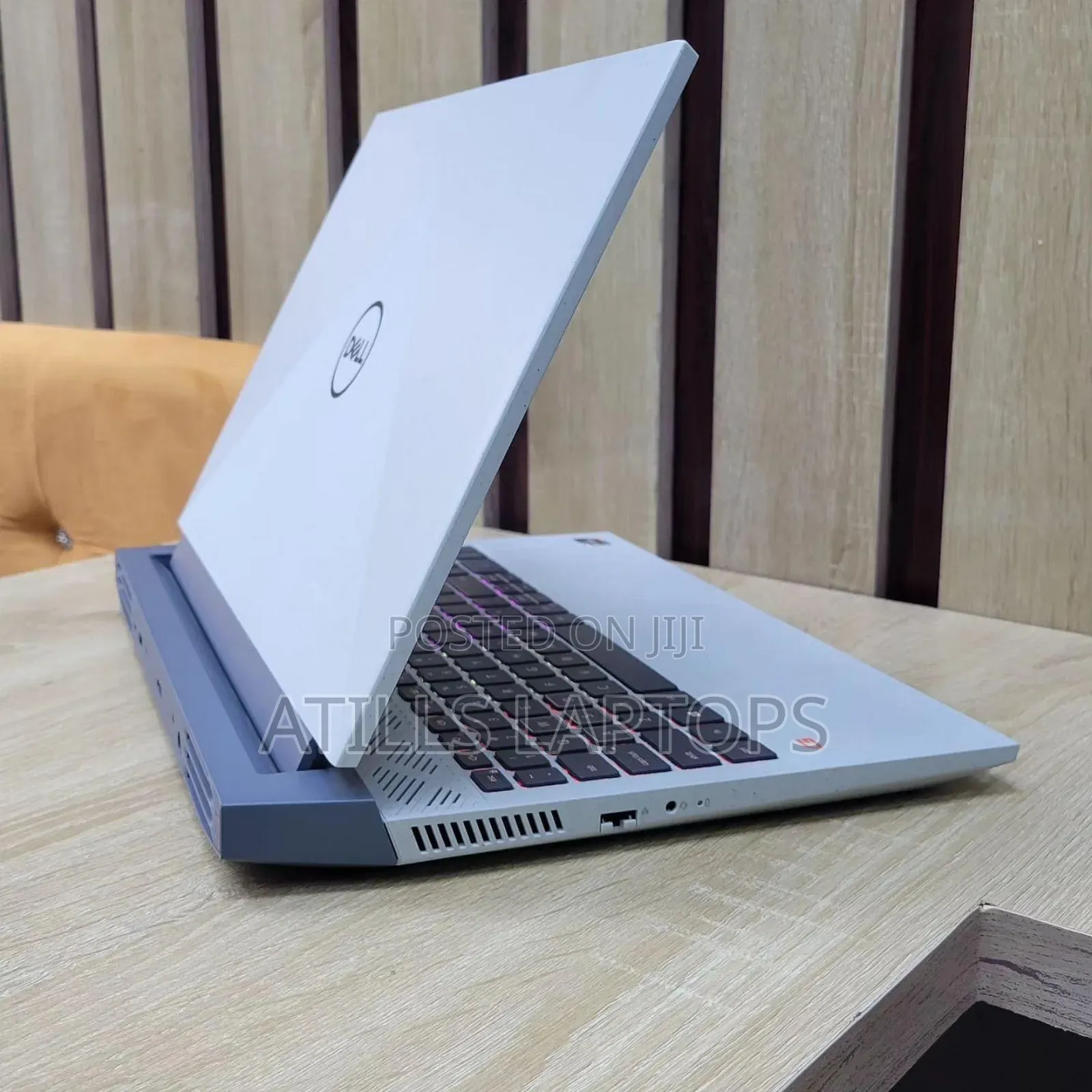 Laptop Dell G15 5511 16GB AMD Ryzen 5 SSD 512GB