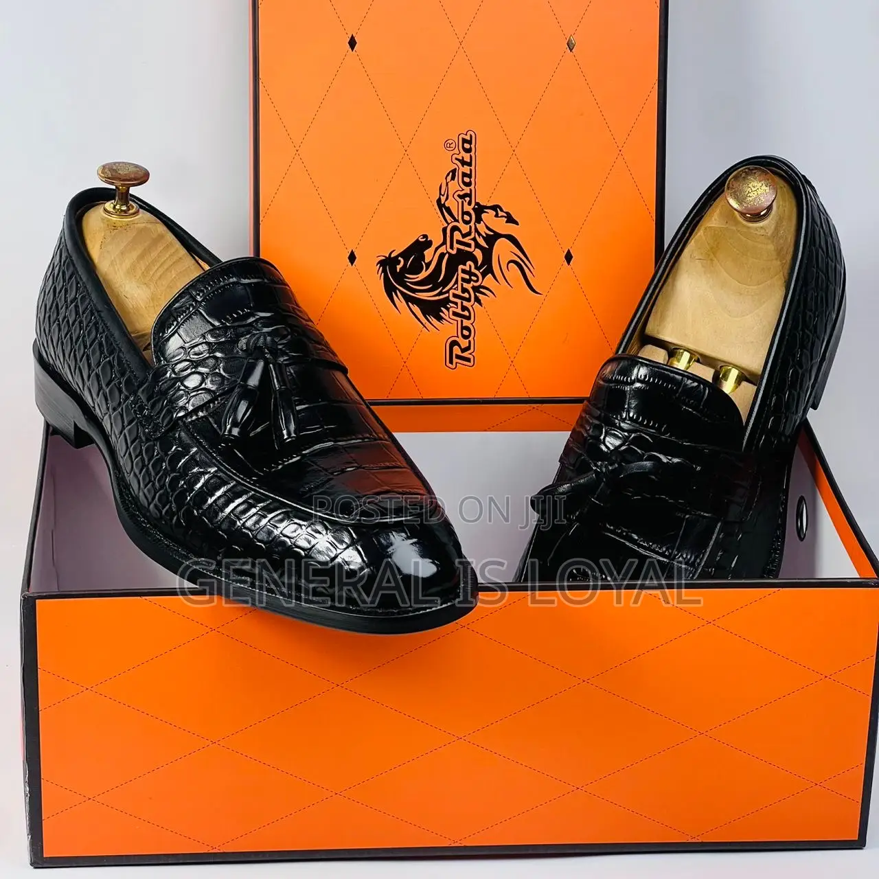 Robby Shoe Black, Brown
