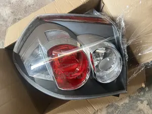 Vibe 2009 Tailight Pair