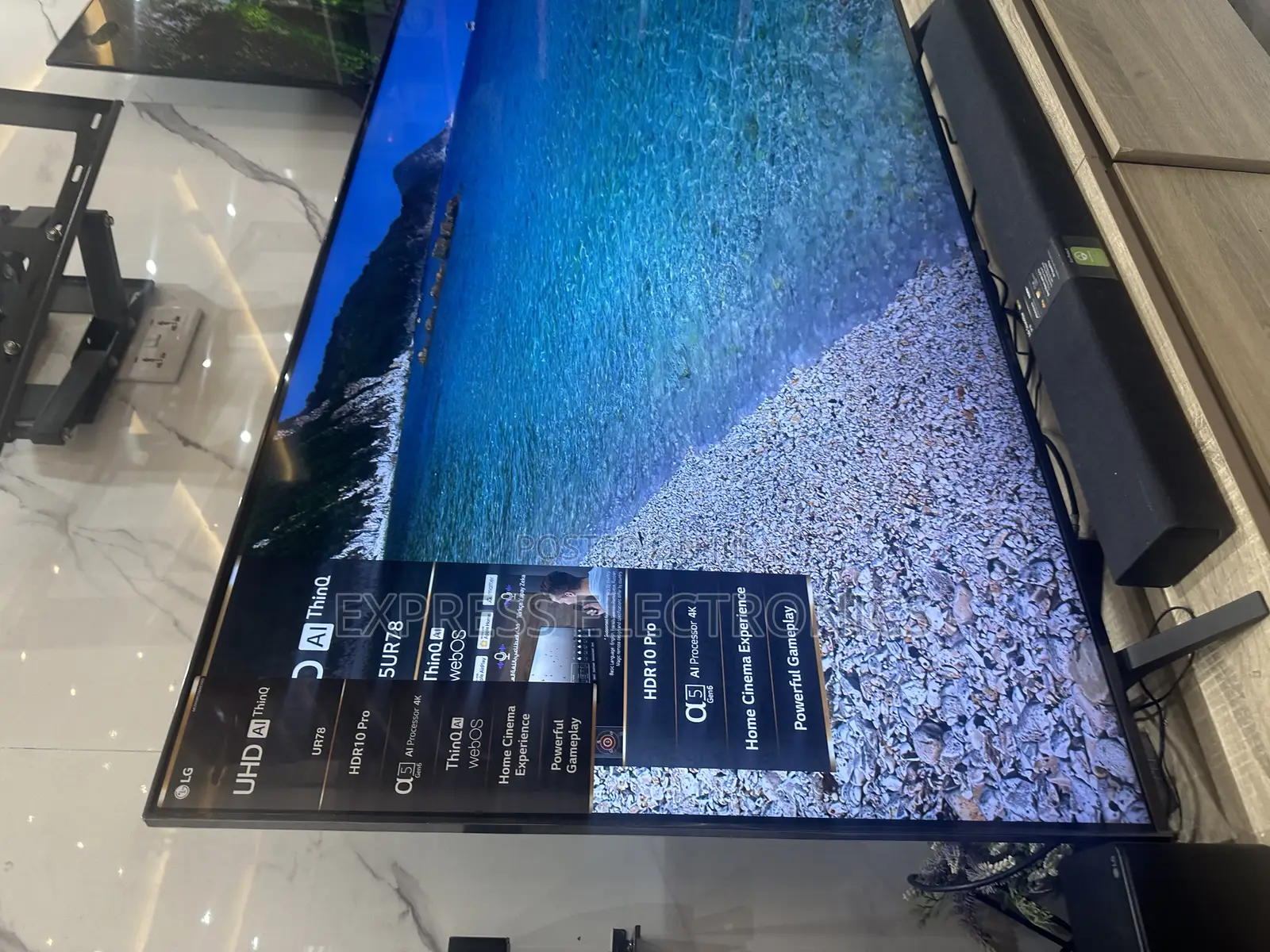 High Quality Clear UHD Smart LG 65”UR73