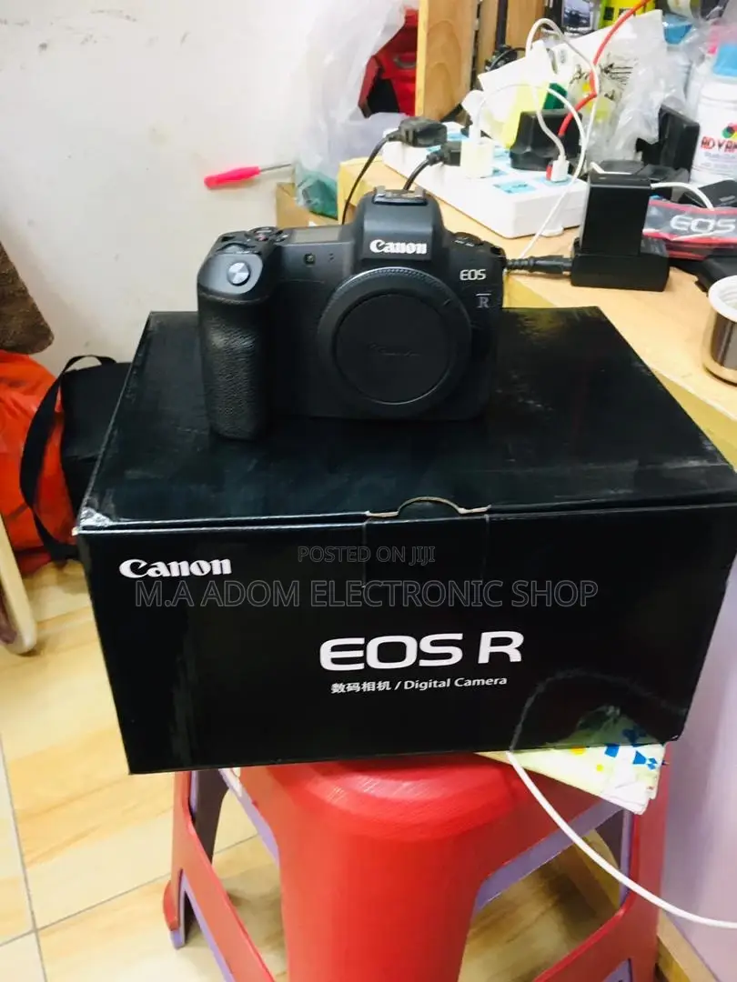 Canon EOS R: Where Innovation Meets Intuition