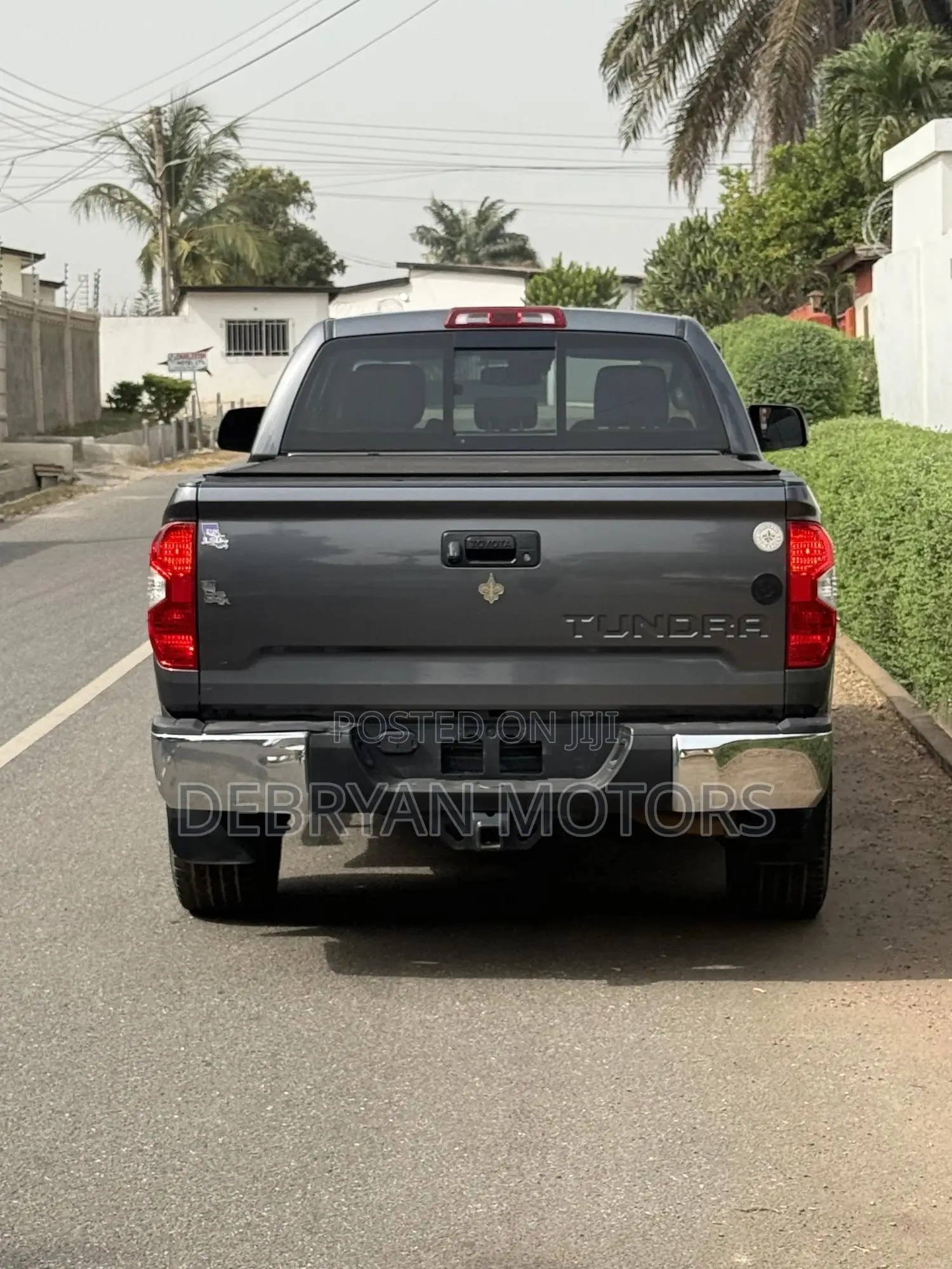 Toyota Tundra SR5 4.6L V8 4x2 CrewMax 5.6 ft. box 145.7 in. WB 2019