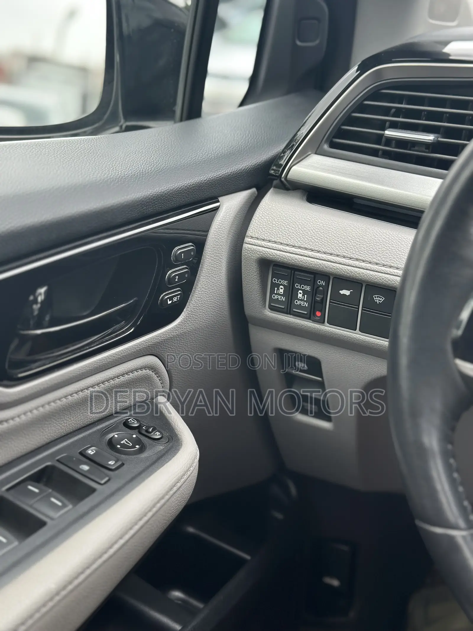 Honda Odyssey Touring 2020 Blue