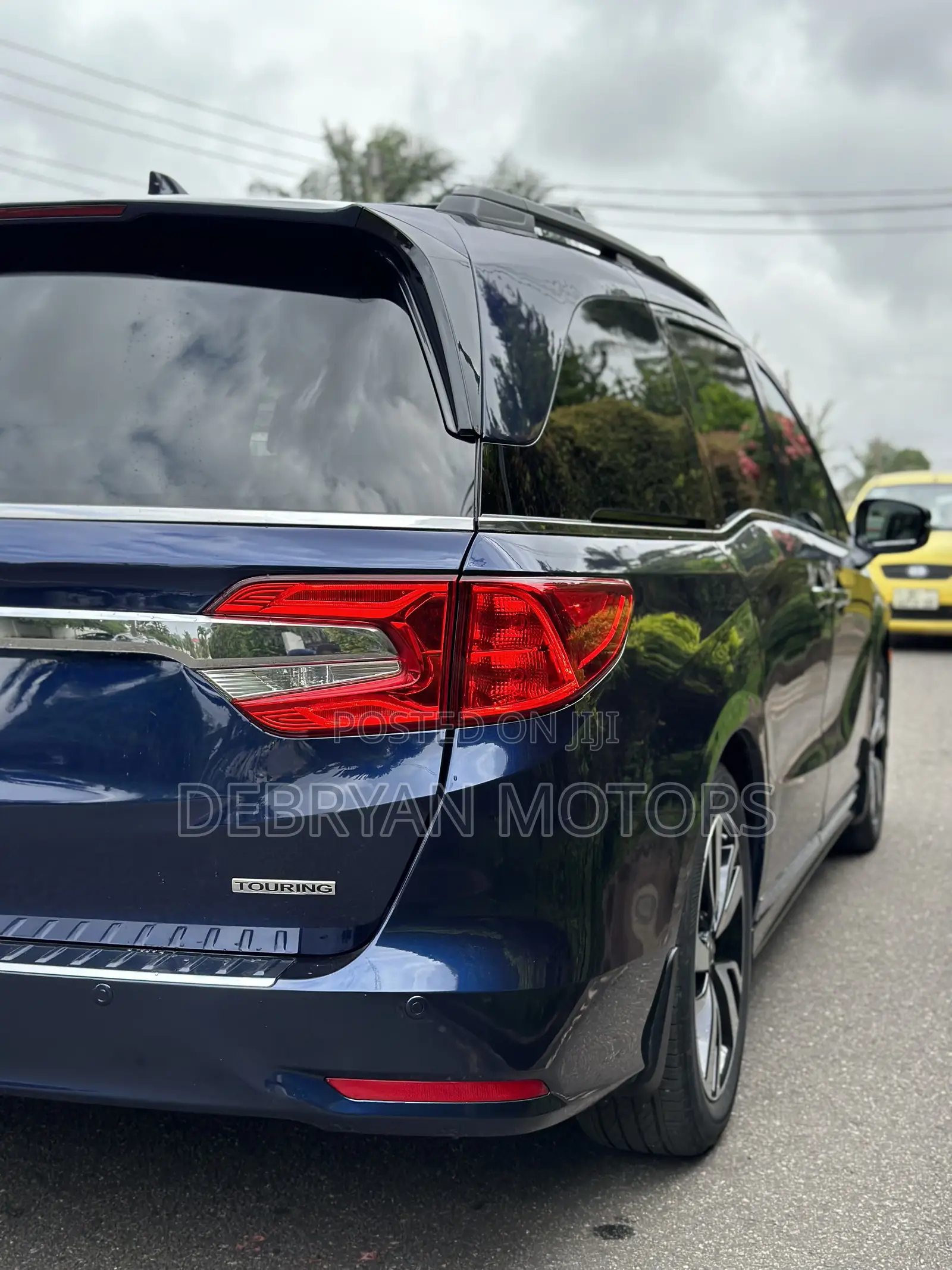 Honda Odyssey Touring 2020 Blue