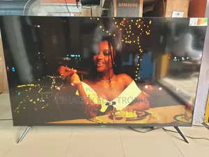 Crystal Uhd HDR Samsung Smart Satellite Tv 65"Inches