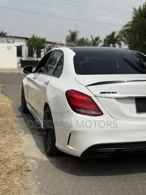 Mercedes-Benz C43 4Matic Sedan AWD (3.0L V6 9AM) 2017 White