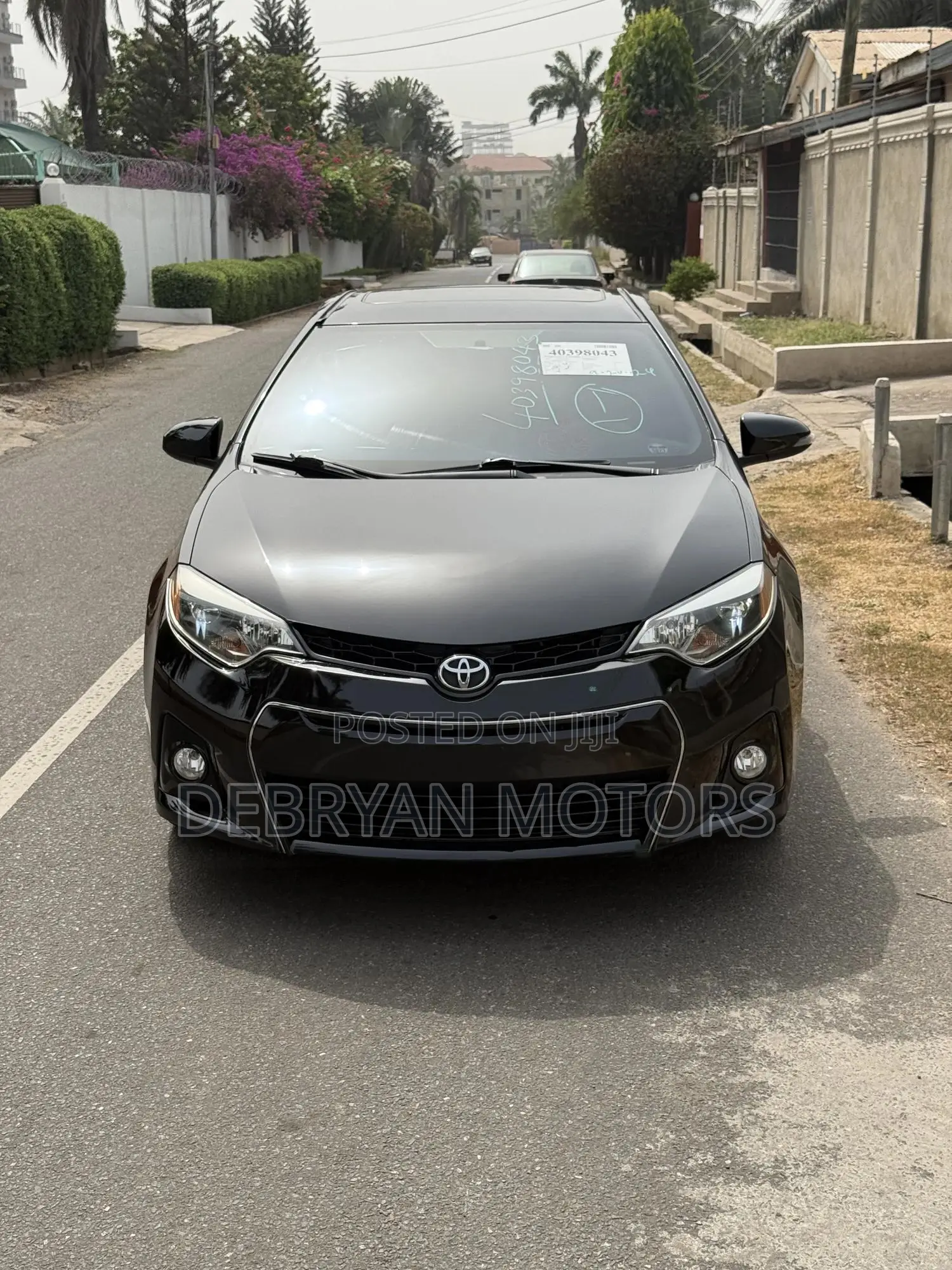 Toyota Corolla S w/Special Edition Pkg (1.8L 4cyl CVT) 2016 Black