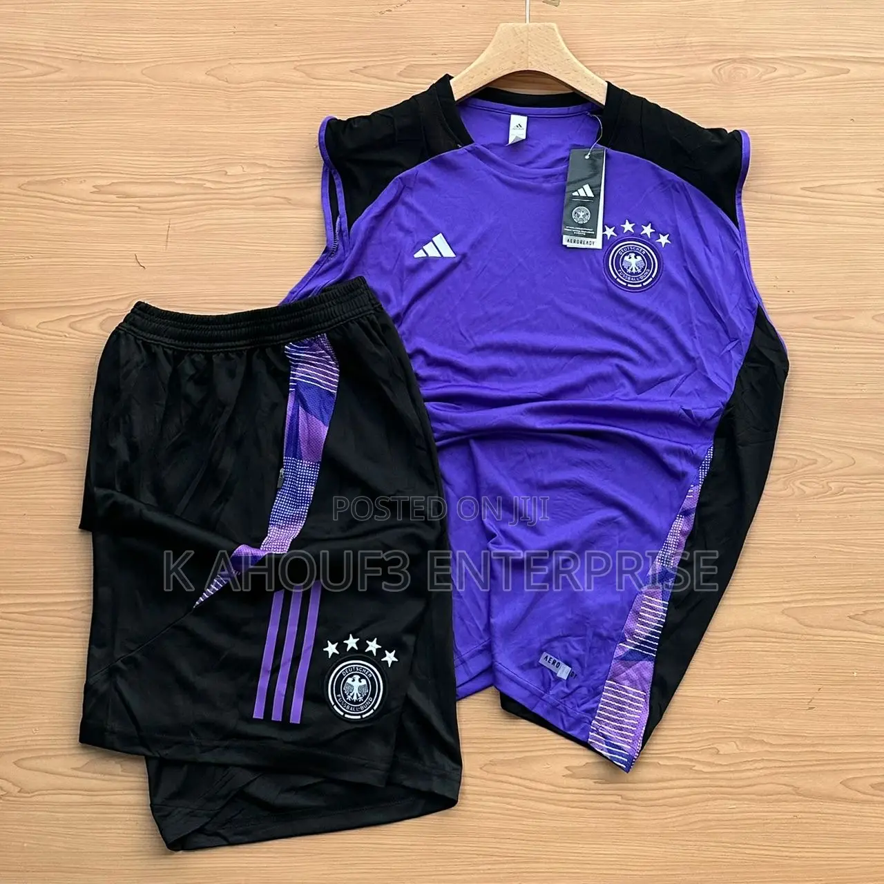 Sleeveless Top and Down for Your Favorite Teams