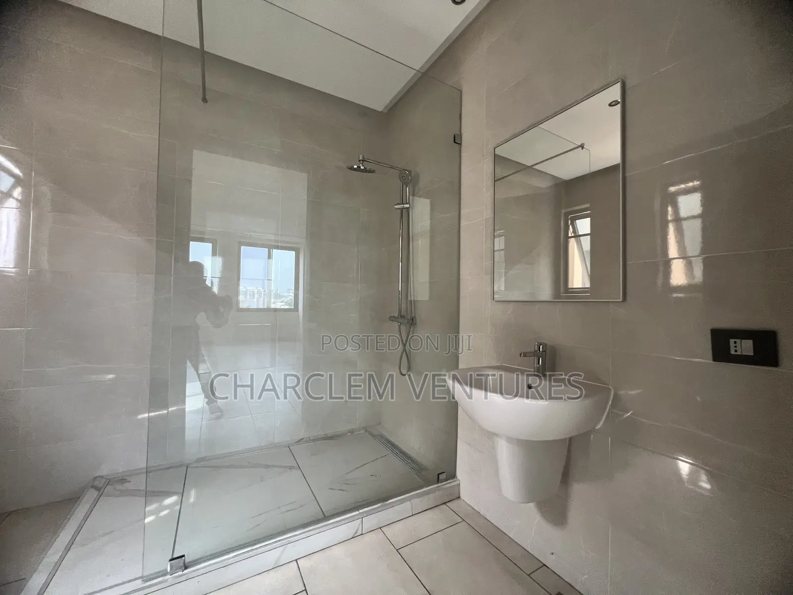 6bdrm House in Charclem Ventures, East Legon for rent