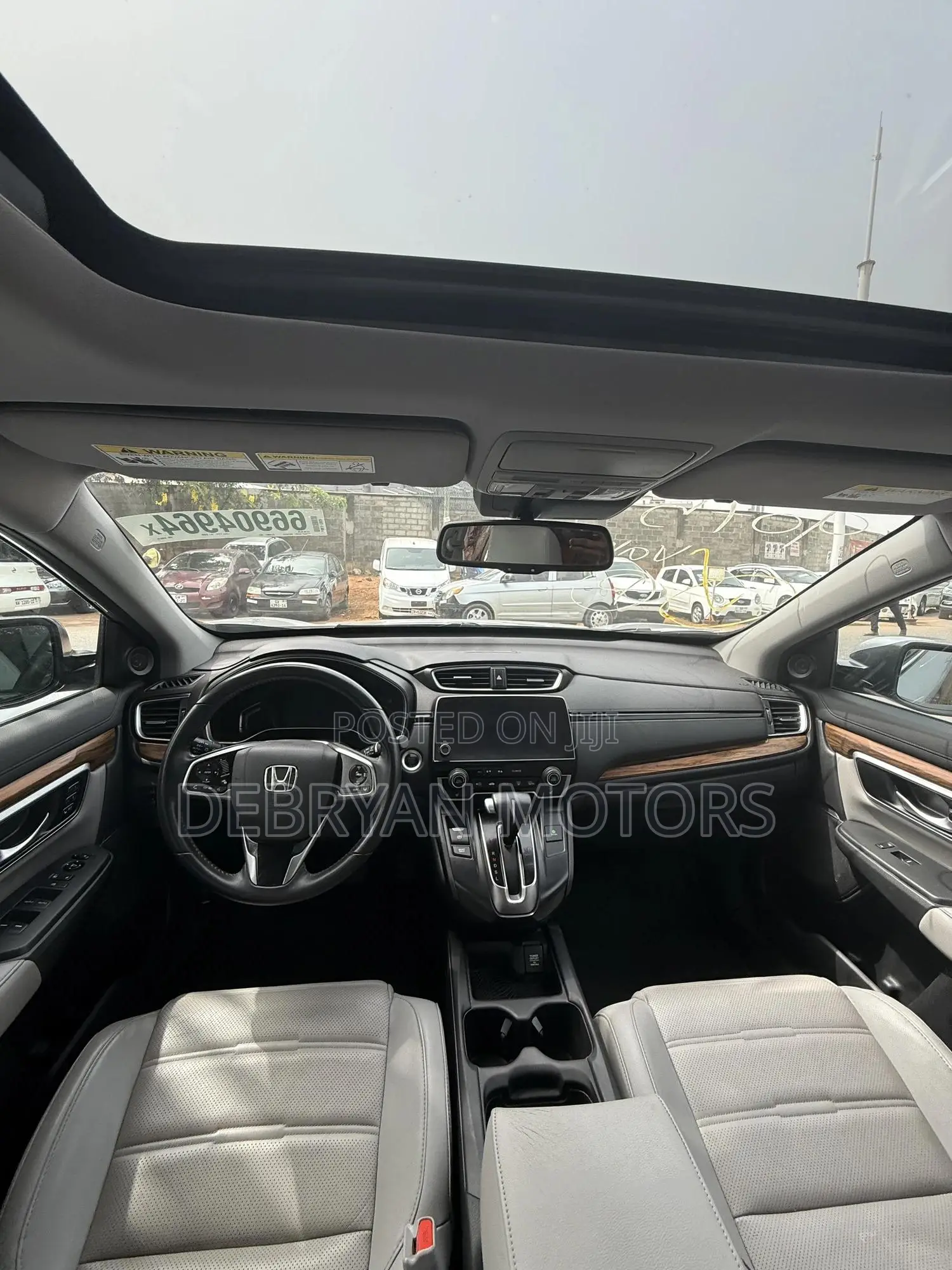 Honda CR-V Touring 4dr SUV AWD (1.5L 4cyl CVT) 2017 Silver
