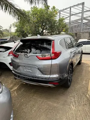 Honda CR-V Touring 4dr SUV AWD (1.5L 4cyl CVT) 2017 Silver