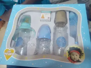 DBB Glass Baby Feeding Bottle Set